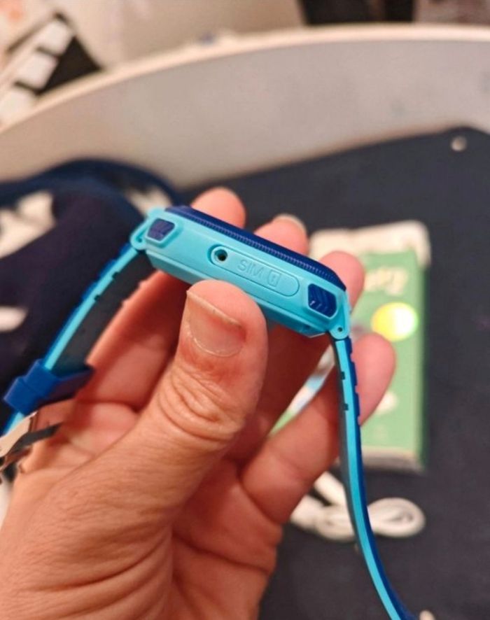 Montre intelligente pour enfant - photo numéro 3