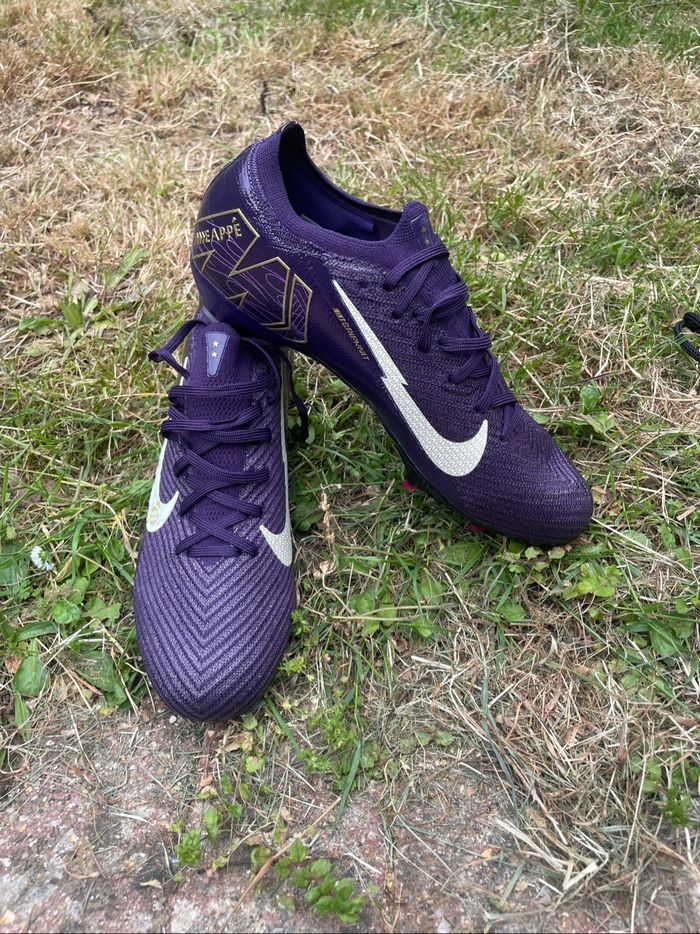 Crampons Nike