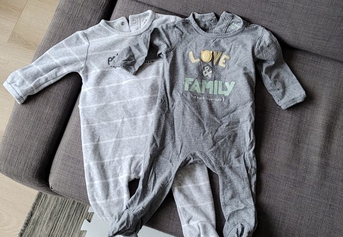 Lot grenouillères 6 mois