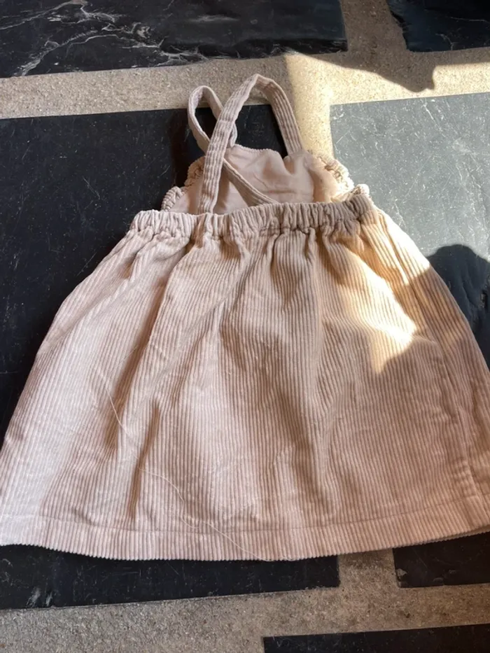 Robe salopette type velours 18mois - photo numéro 2