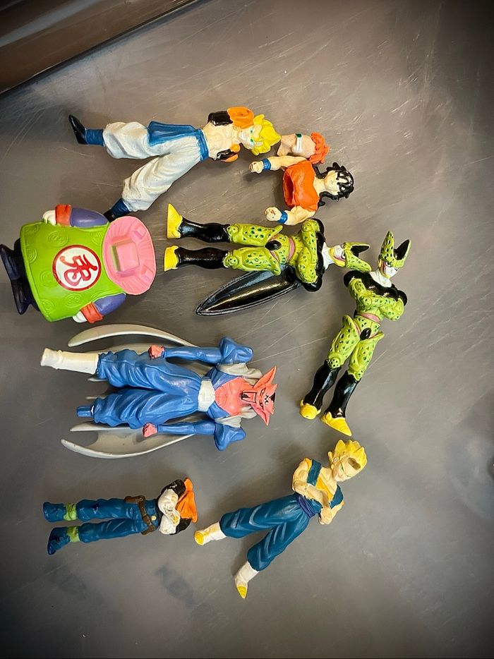 Petit lot figurines dragon ball