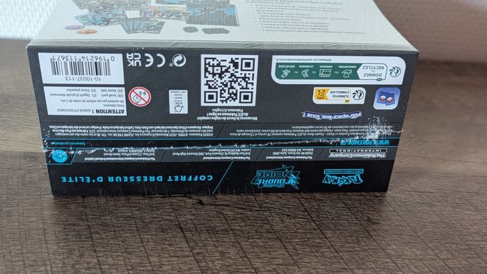 Carte Pokémon " ETB EV10.5 - Foudre Noire" - photo numéro 5