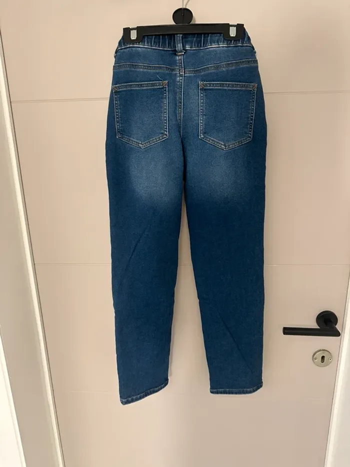 Jeans bleu brut Kiabi – Taille 10 ans – Parfait état - photo numéro 2