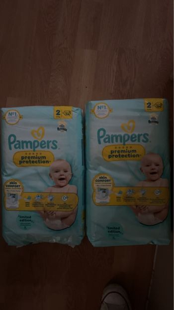 Lot 2 paquet couche Pampers taille 2