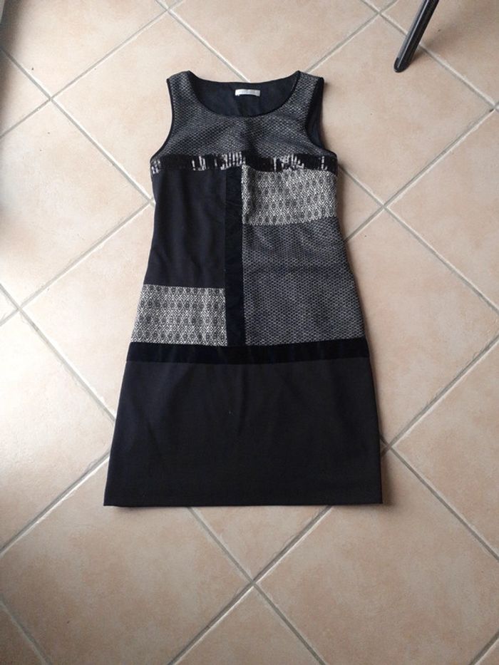 Robe d hiver sans manche doublee ajustée - photo numéro 3