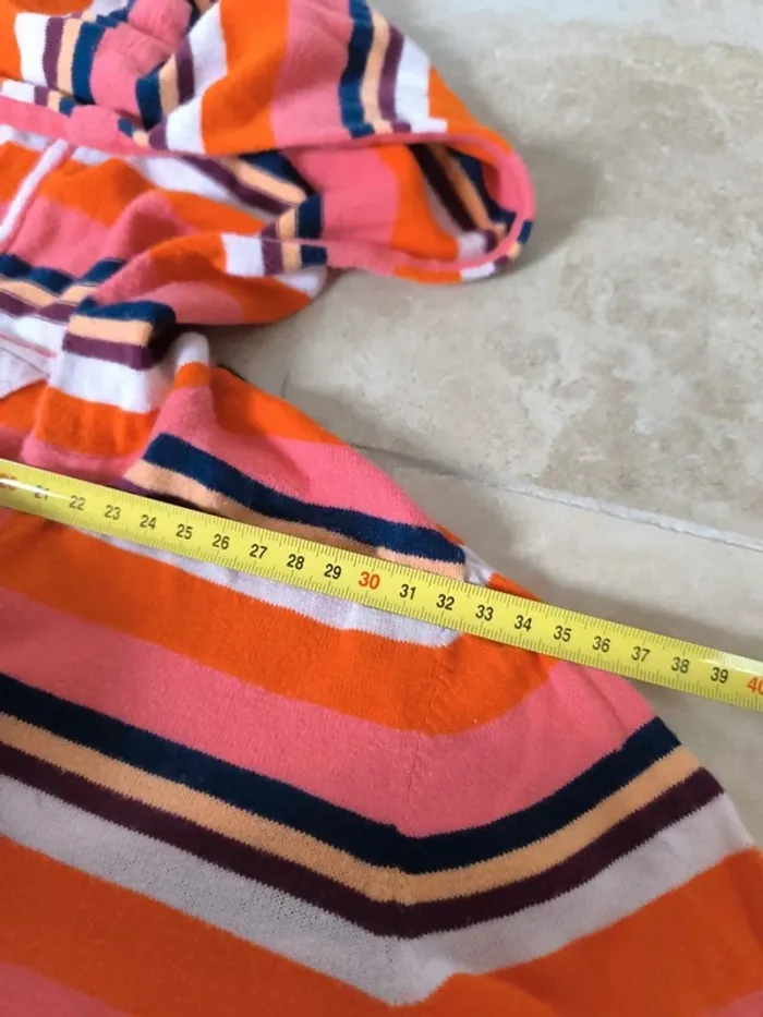 Sweat capuche fin coloré troué fille XL Tommy Hilfiger - photo numéro 6
