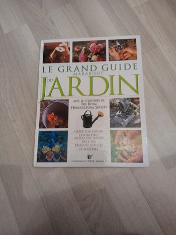 livre le grand guide du jardin