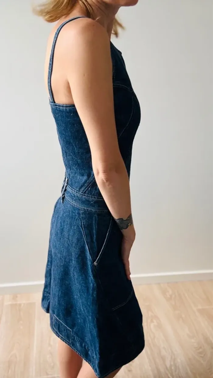 Robe jean Levis taille XS en très bon état - photo numéro 4
