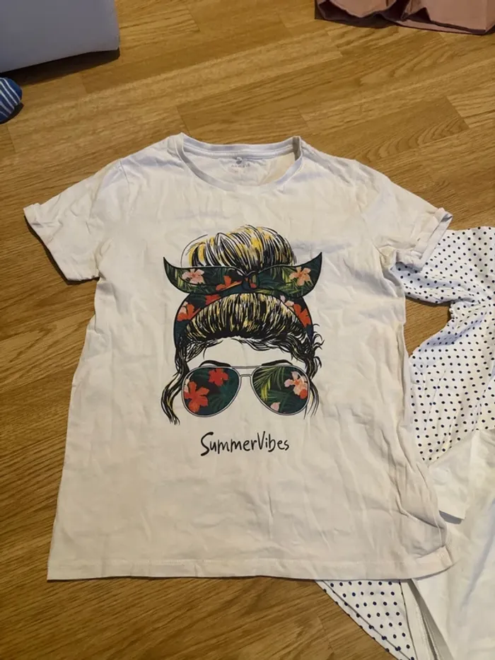 3 t-shirt 12 ans comme neuf - photo numéro 7
