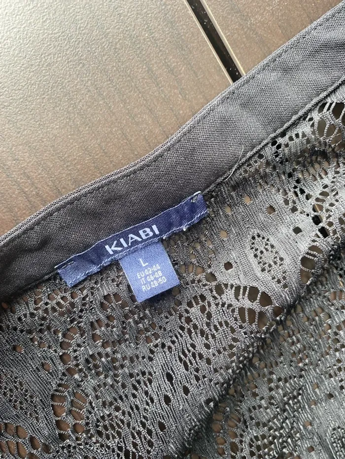 Robe noir Kiabi en neuve sans étiquette - photo numéro 4