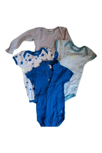 Lot bodies 12 mois