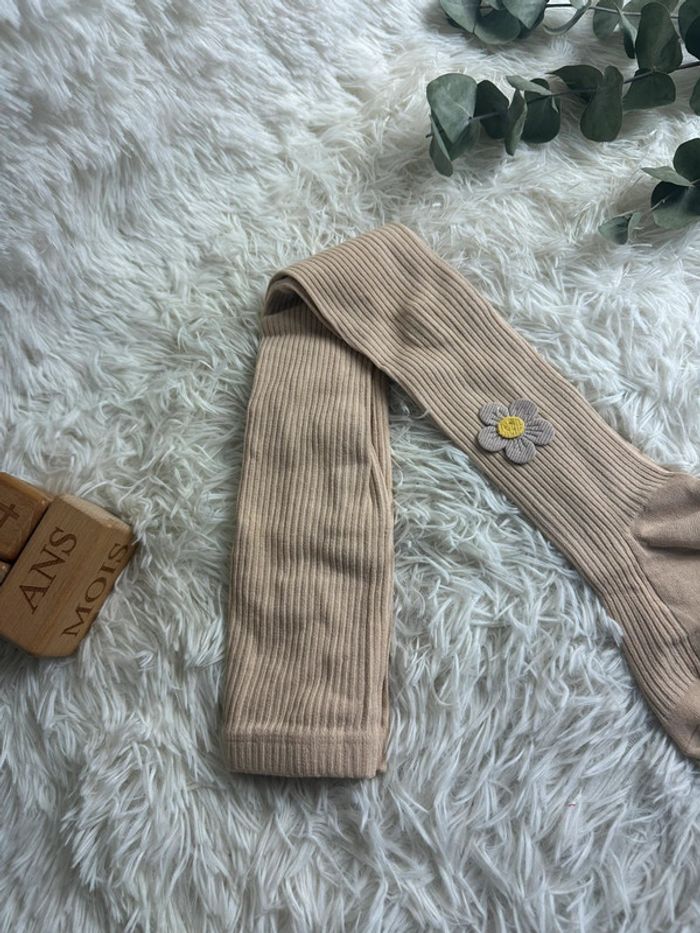 Paire de collant shein beige épais taille 4-6 ans - photo numéro 3