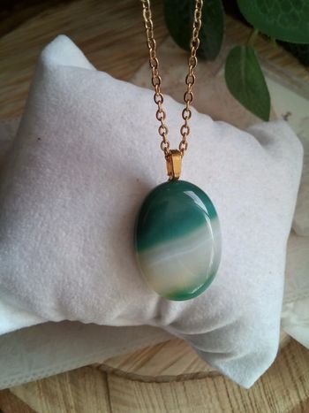 Collier en pierre naturelle d'agate