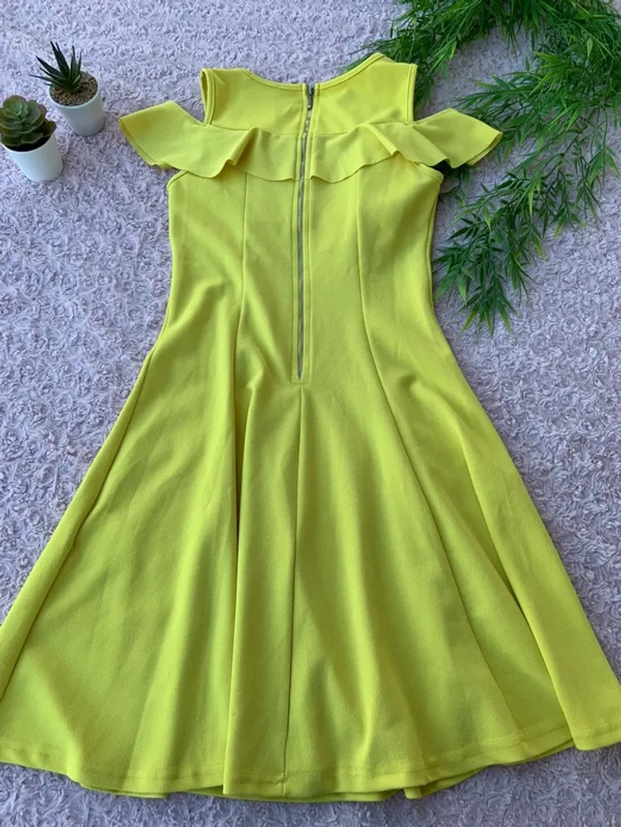 robe jaune - photo numéro 5