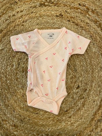 Bodies bébé naissance