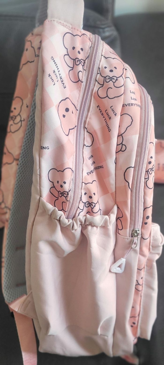 Sac à dos scolaire rose  kavaii et sa trousse - photo numéro 3