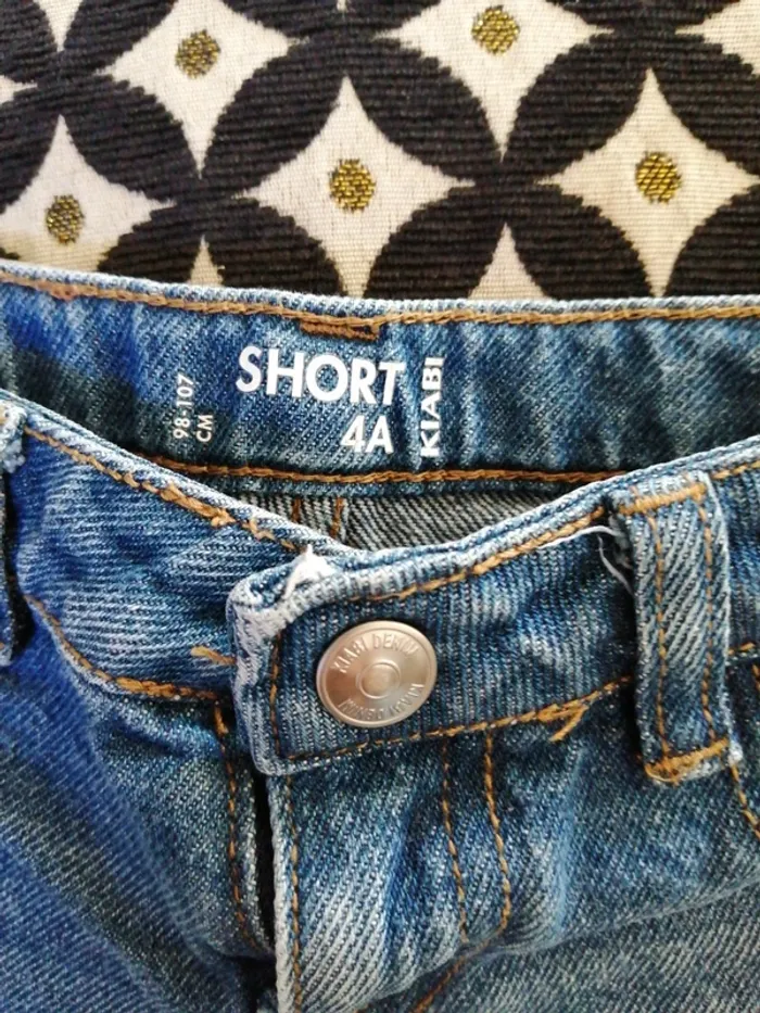 Short en jean 4 ans - photo numéro 2