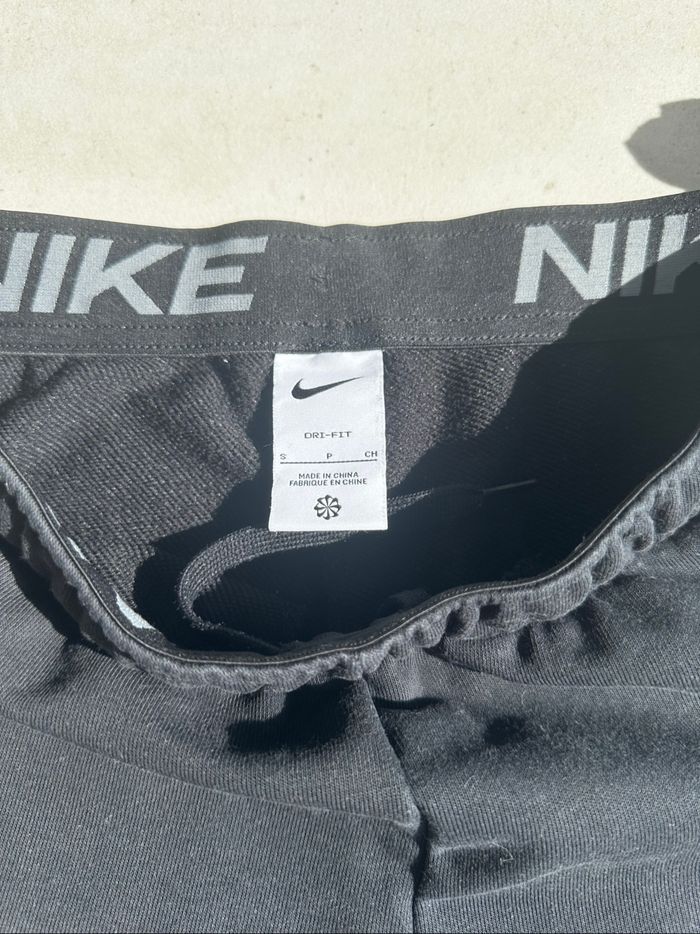 Jogging Nike Noir Taille S🖤 - photo numéro 5