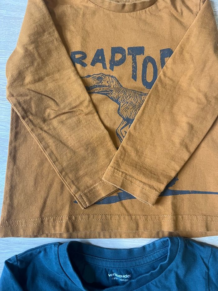 2 t-shirts ML - photo numéro 2