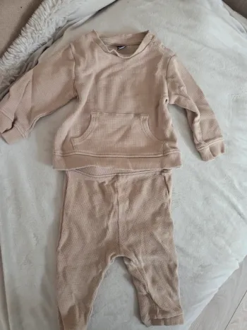 Ensemble effet maille kiabi 12 mois