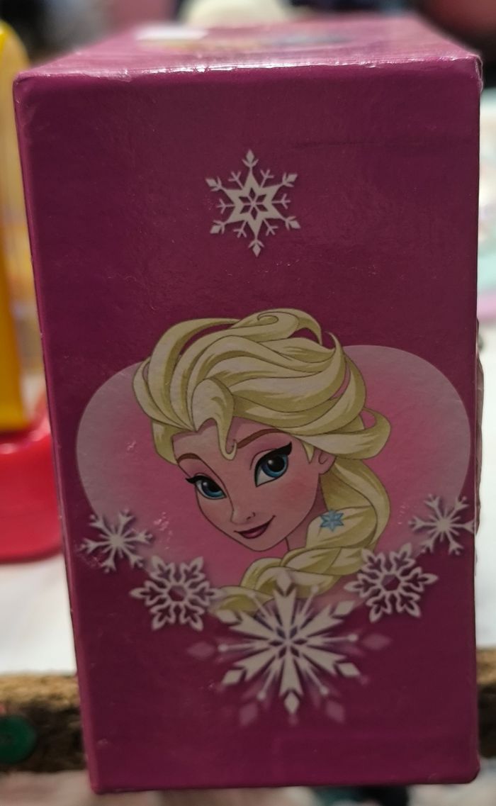 Petite boîte Reine des Neiges - photo numéro 3