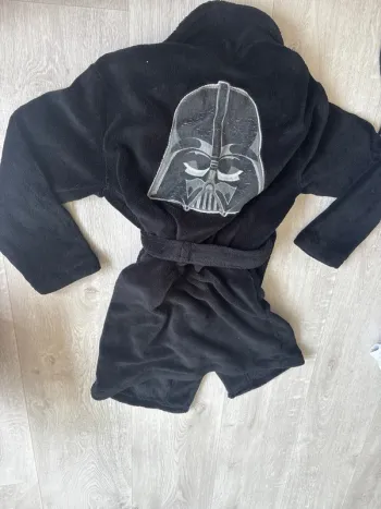 Peignoir star wars dark vador noir polaire robe de chambre 6-8 ans