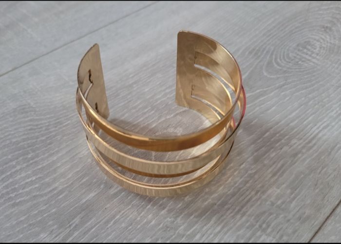 Bracelet doré - photo numéro 2