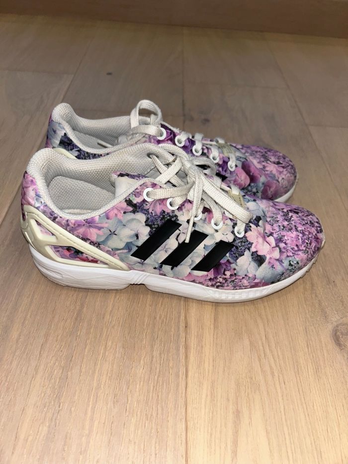 Baskets Adidas Torsion - Taille 37 - Motif floral violet - photo numéro 2