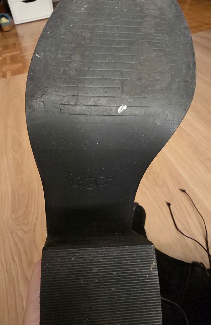 Bottines Ugg, taille 39 - photo numéro 5