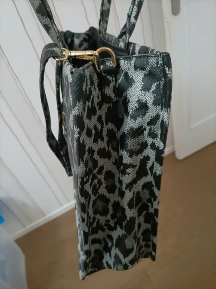 Joli sac tendance léopard neuf - photo numéro 4
