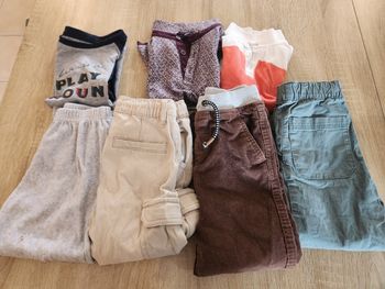 Lot vetement taille 4 ans