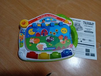 Petit savant Mon école de l'alphabet