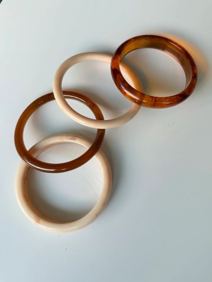4 Bracelets en résine - photo numéro 2