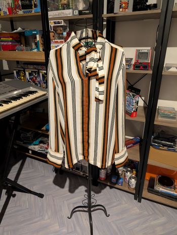 Chemisier Rayé United Colors of Benetton avec Lavallière en parfait état