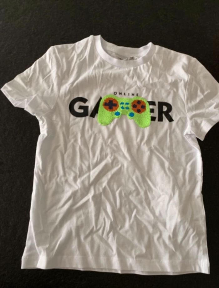 T-shirt manches courtes print sequins magiques