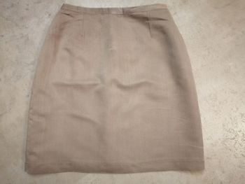 Jupe droite taupe Taille 38 Camaïeu