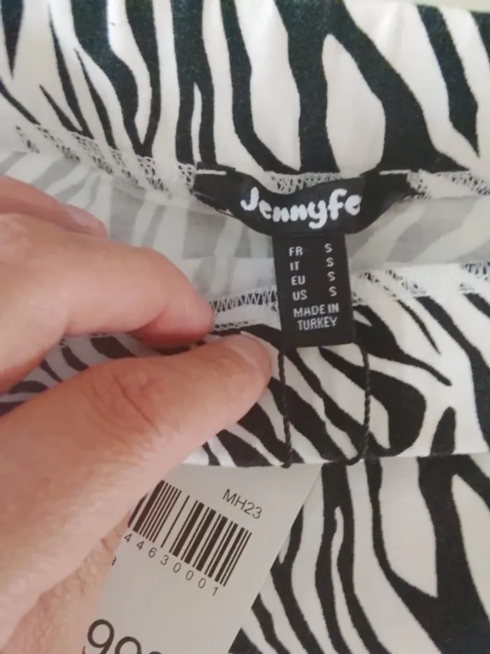 Mini jupe s - photo numéro 6