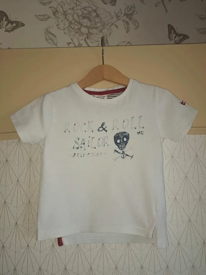 T-shirt garçon Tape à l'œil 2 ans 2 micro tâches à peine visibles prix mini - photo numéro 2