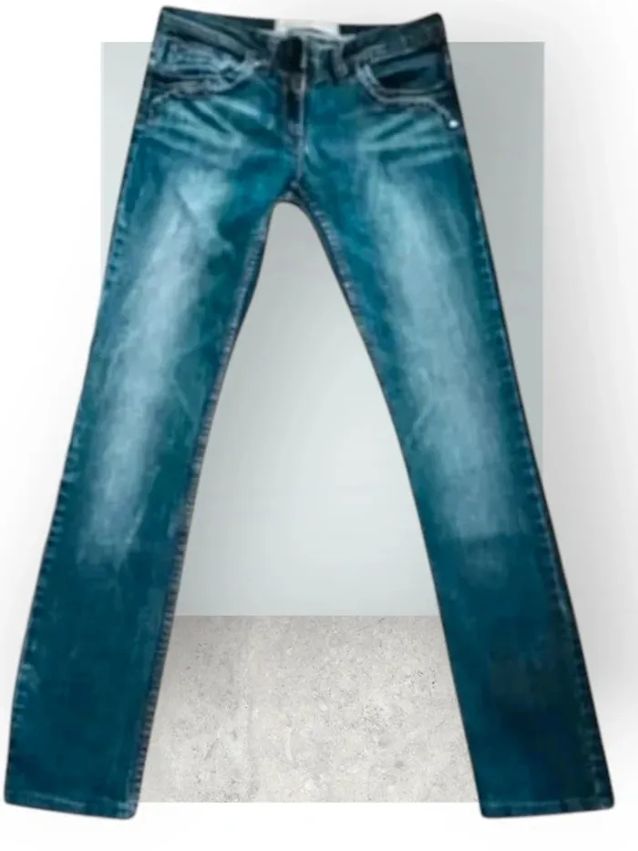 Jean TimeZone,coupe droite ,taille basse ,texture extensible - photo numéro 7