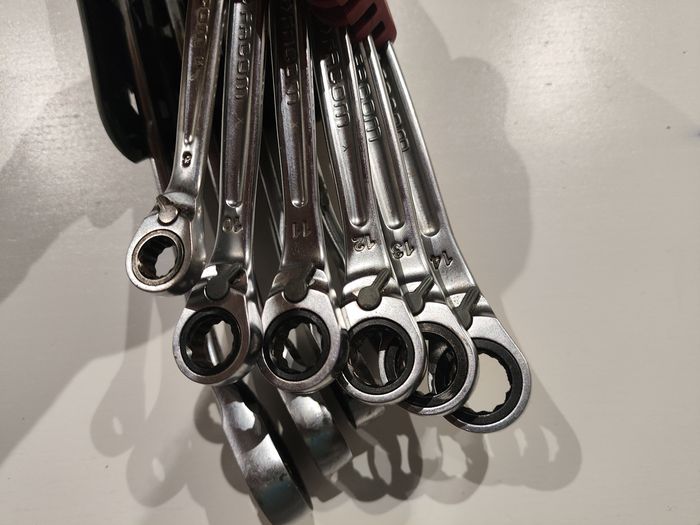 FACOM Jeu de 10 Clés Plates Mixtes Métrique à Cliquet 467BR.JP10PB avec Étui CK.467BJP10 - photo numéro 4