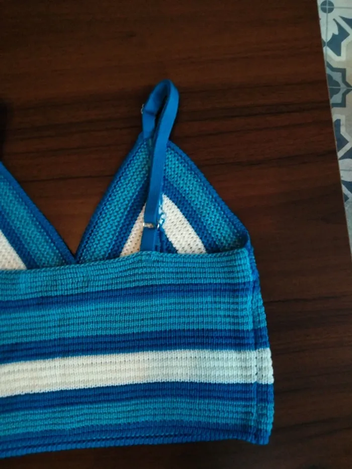 Crop top bleu FB Sister Knitwear taille L - photo numéro 6