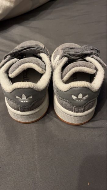 Adidas campus