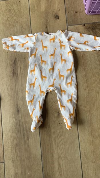 Grenouillère Noukies taille 6 mois