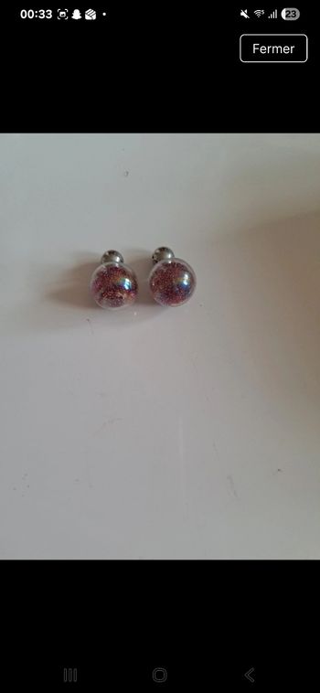 Boucle d'oreille 