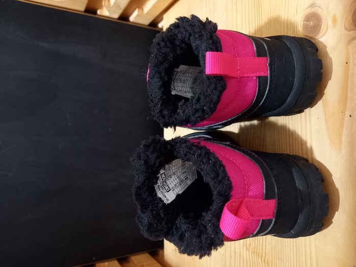 Chaussure neige Quechua taille 24 🎀 - photo numéro 3