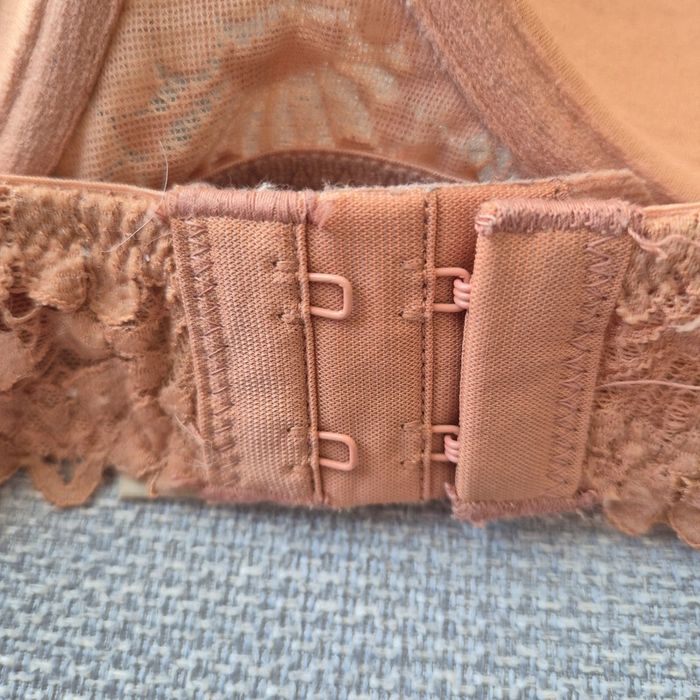 Soutien gorge coque fine armature dentelle marron beige - Etam - Taille 90D - photo numéro 5