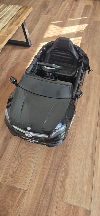 Voiture électrique Mercedes GLA 
