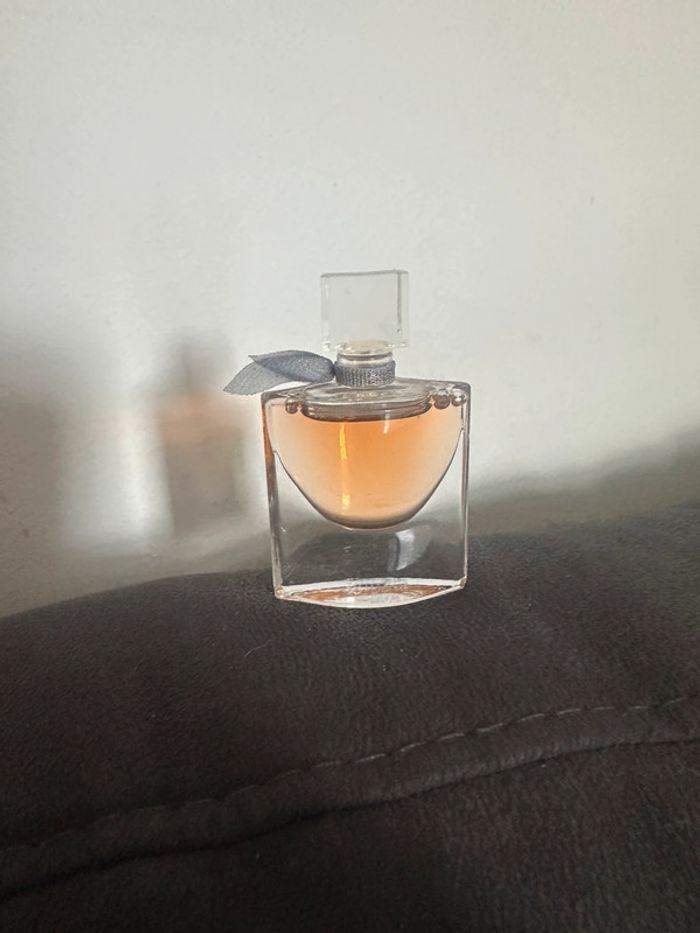 Miniature de parfum de collection – La vie est belle  – 4 ml