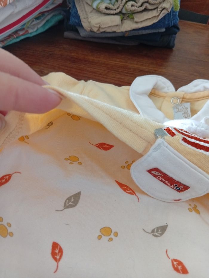 Pyjama taille 6 mois - photo numéro 5