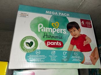 Pampers harmonie t 4